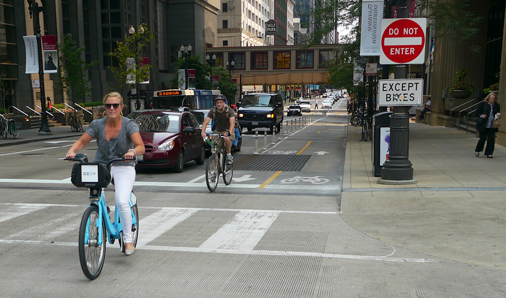 Study shows narrow lanes on streets can save the lives of cyclists
