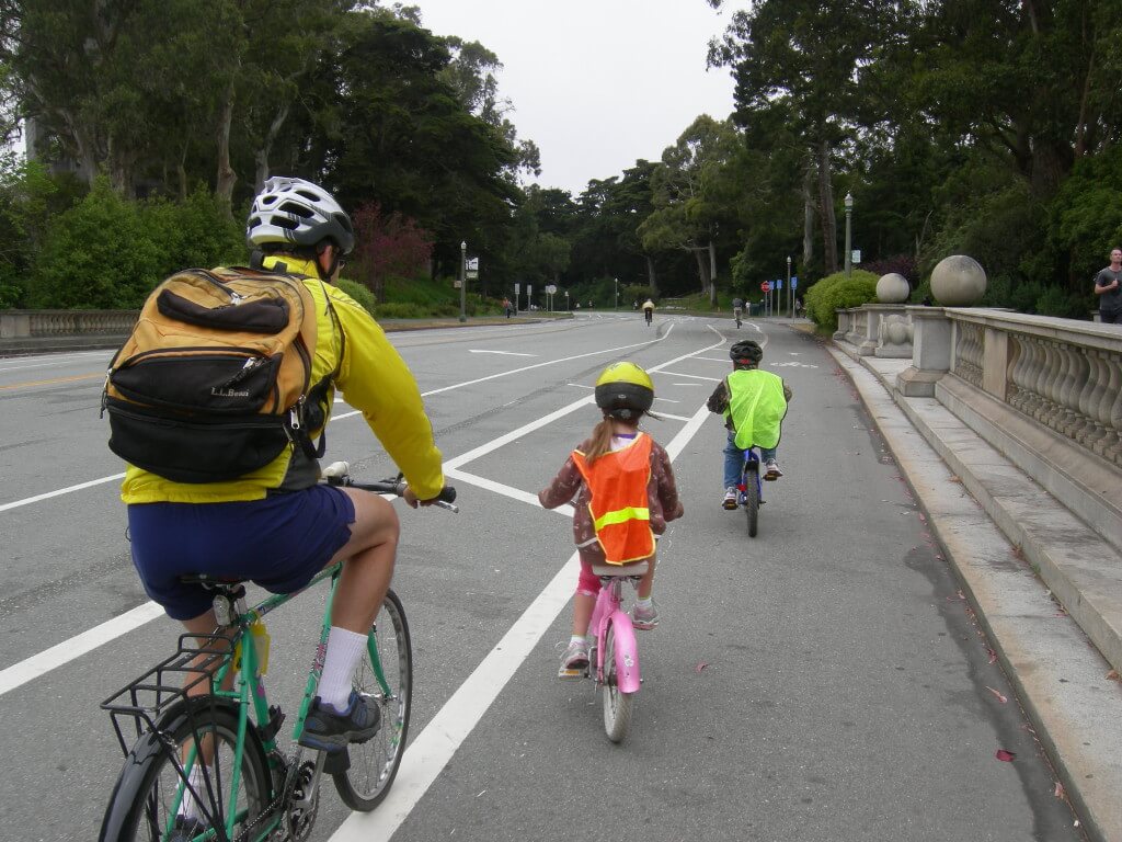 Kids bike safety online gear