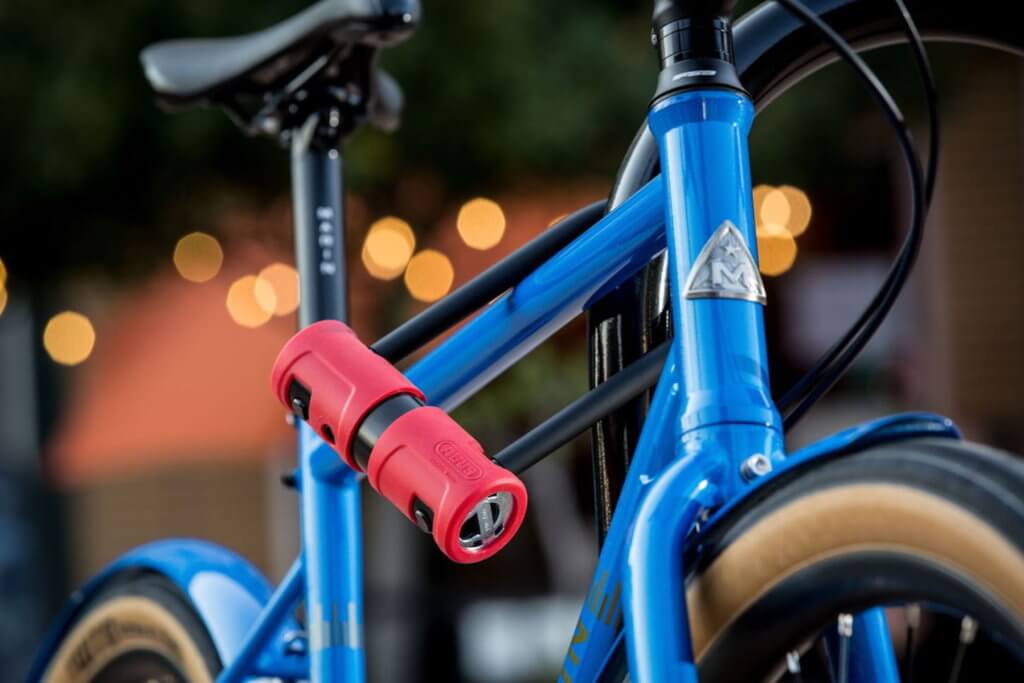 The Ultimate Bike Lock Guide - Bikmo IE