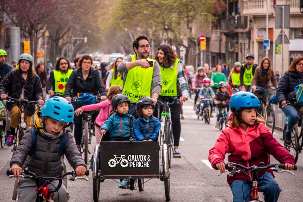 Barcelona hosts first-ever bike bus summit at the place where it all started