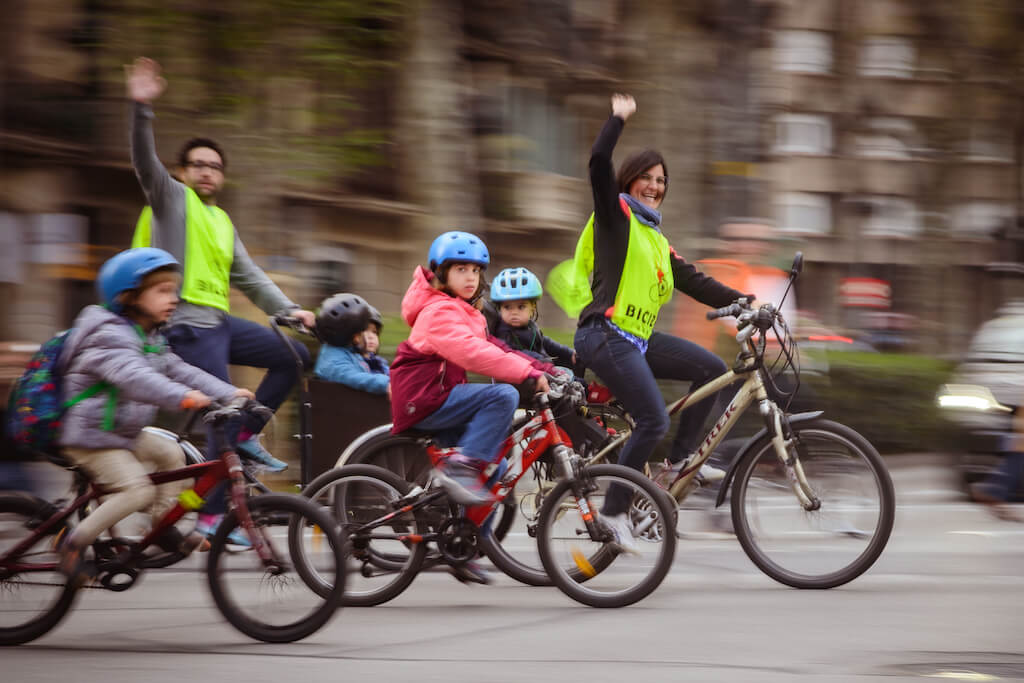 Bike Buses: A Global Trend in Active School Transportation