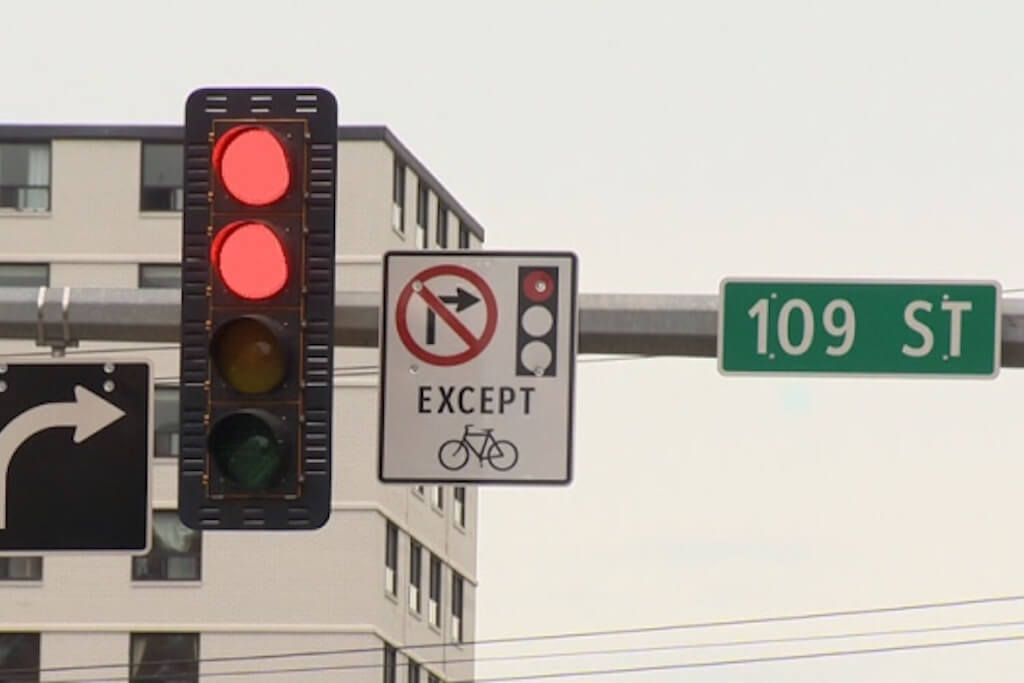 Is now the time to ban right turns on red lights in cities across North America?