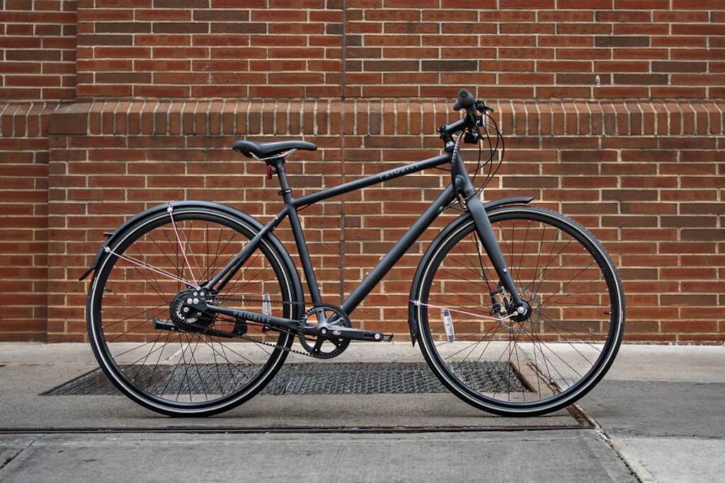 The best hybrid bikes for all-season city commuting to buy right now