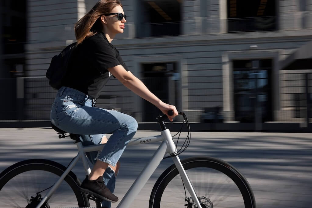 New Study Reveals Mental Health Benefits of Cycling to Work