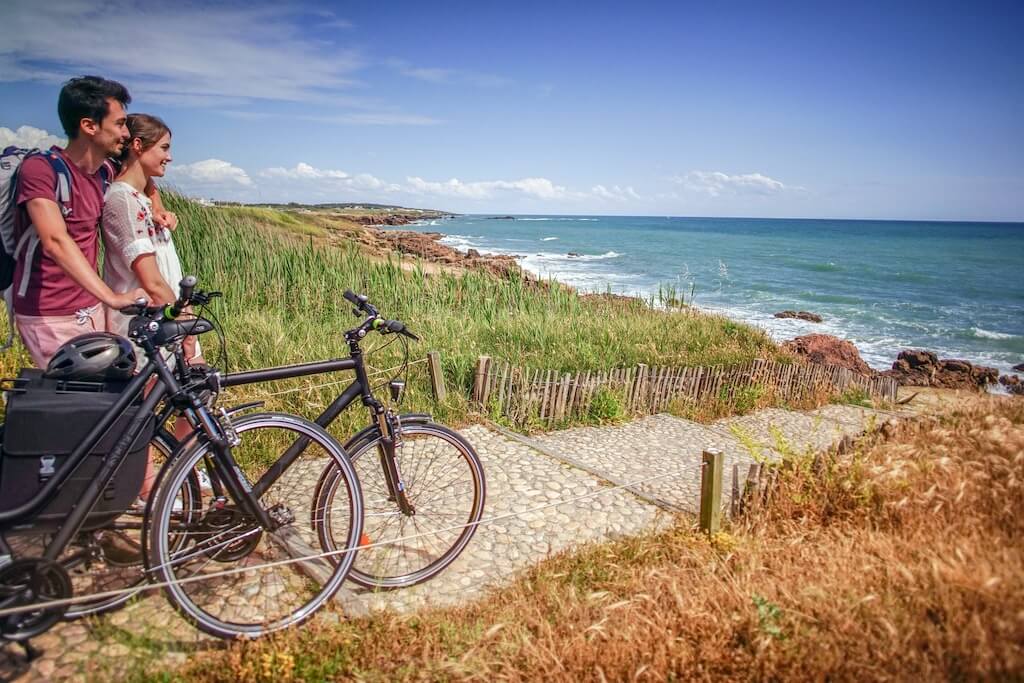 Coastal Cycling: 10 Breathtaking Routes Along the World’s Most Beautiful Shorelines