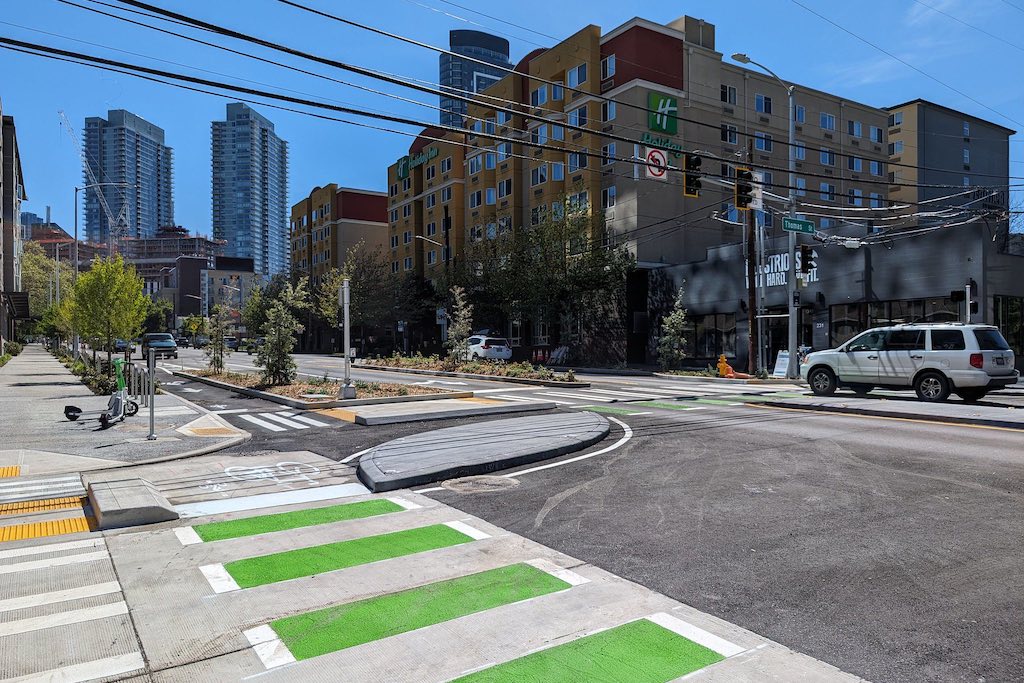 a look at the first Seattle bike intersection