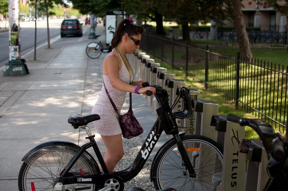 Bicycles are Transit: Linking Cycling, Transit, Planning and People ... - FEAT Bike Transit Toronto Bixi Photo Dylan Passmore